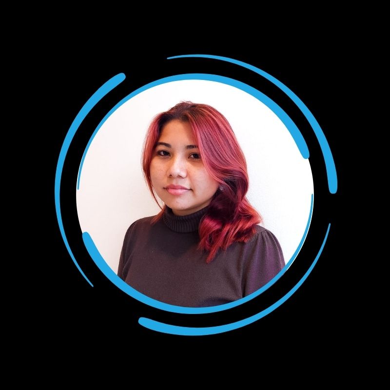 Alexandra - Office Manager