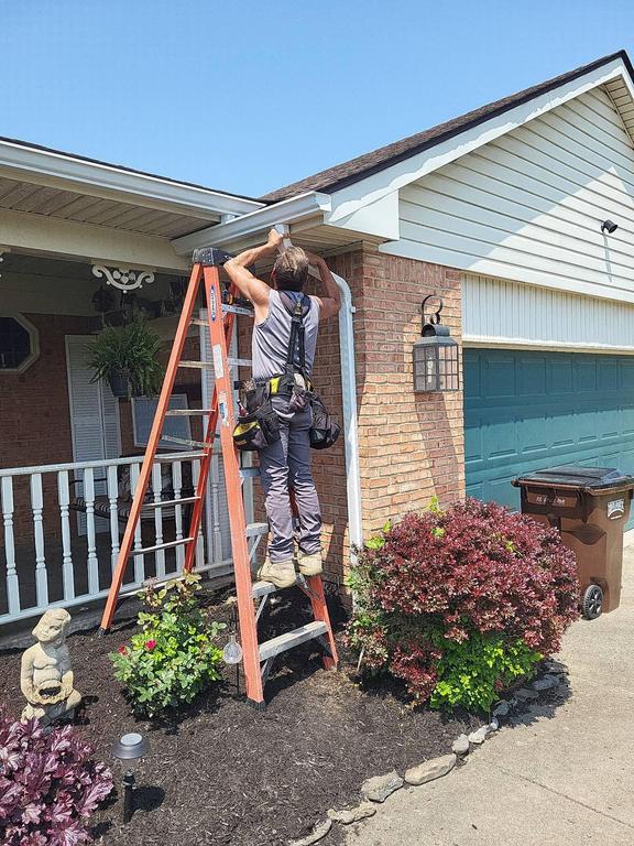 Professional roof replacement near me in Carlisle, OH, for an aging home roofing system